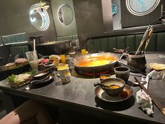 -湊湊火锅·茶憩(杭州湖滨银泰in77店)