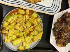 -许哥东北烧烤·铁丳烤串·宫后夹肉(繁花中心店)