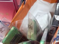-VENCHI 闻绮(上海佛罗伦萨小镇店)