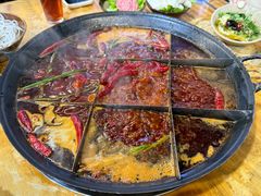 -正南齊北重庆老火锅(光华村直营店)