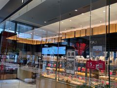 面包甜点陈列柜-原麦山丘(天津天河城店)
