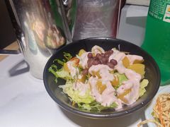 黄桃黄桃沙拉-猪啊牛呀羊啊铜盘烤肉(正大广场店)