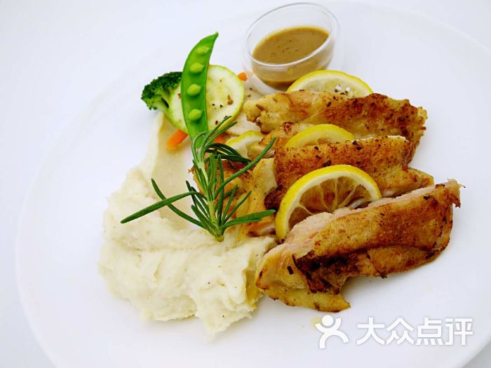 deer park鹿园西餐-迷迭香柠檬烤鸡腿-菜-迷迭香柠檬烤鸡腿图片-天津