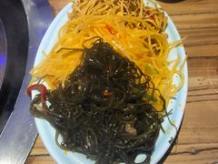 -山里屯铁锅炖·东北菜(康桥店)