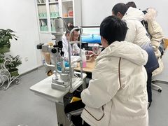 -大连何氏眼科医院