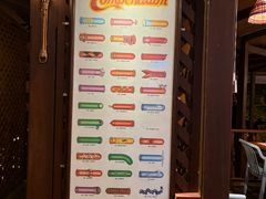 -卷心菜和避孕套餐厅(Pattaya)