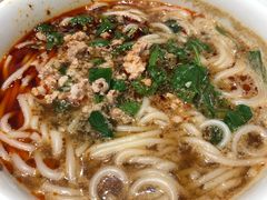 汆肉米线-端仕小锅(文林街店)