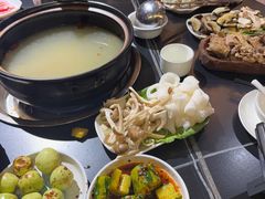 -野菌皇海景野生菌火锅(滨海大道店)