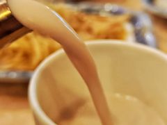 新疆奶茶-维吾尔餐厅(宜山路店)