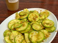 咸蛋黄炒小瓜-甜甜屋(解放中路店)