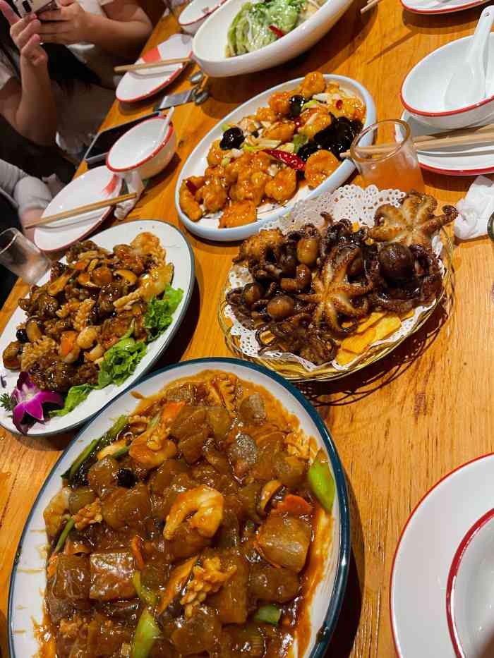 欣欣餐厅大连老菜(中山区解放路武昌街店)