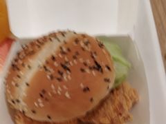 超级鸡腿堡-德克士(肥城新华商场店)