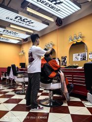-Devilhands Barbershop男士理容店