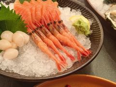 -牛YO寿喜烧·铁板烧和牛火锅自助(市府恒隆店)