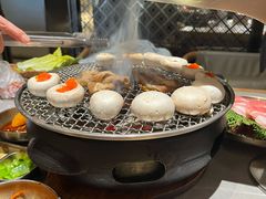 -草家酱蟹炭火烤肉店(珲春南路一店)