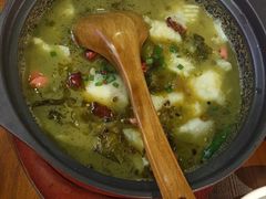 -周鱼小馆石锅酸菜鱼(活力汇店)