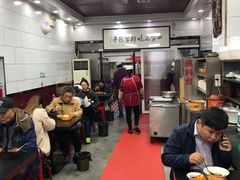 大堂-郑家包子牛肉拉面(尚勤路店)