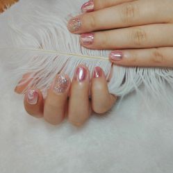 -米小兔美甲美睫