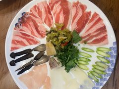 -桥香园云南过桥米线(红龙井店)