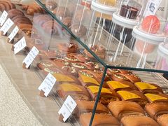 -VERIE BAKEHOUSE