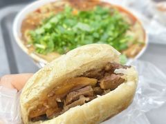 烧饼夹牛腱子-正味斋锅巴菜(西北角店)