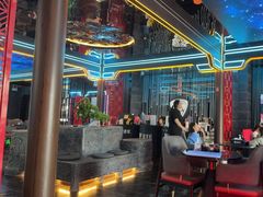 -屋有岛沉浸游戏旗舰店(中山公园店)