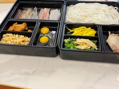 -新世界·过桥米线宴