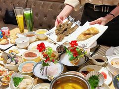 -雍和会海鲜姿造自助(湖东路店)