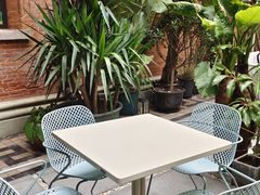 -潮一不贰·法式甜品·生日蛋糕·西式简餐(外滩店)