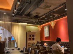 大堂-丝路金桃·新疆菜(徐汇店)