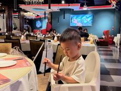 -四海一家自助餐(益田假日广场店)