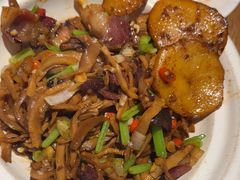 -九锅一堂酸菜鱼(万达广场店)