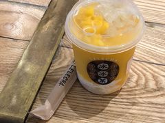 杨枝甘露冰冰茶-LELECHA乐乐茶(上海五角场万达广场店)