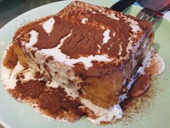 漏奶滑-潮界(LU·ONE凯德晶萃广场店)