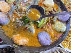 -丹水桥地锅鱼·翘嘴鲌·地方特色全鱼宴(丹江口大坝店)