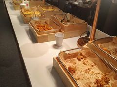 -言玖鲜火锅串串披萨自助(益田假日店)