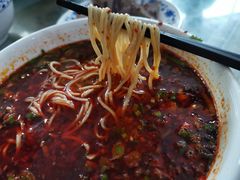 -吾穆勒蓬灰牛肉面·清真(北滨河中路店)