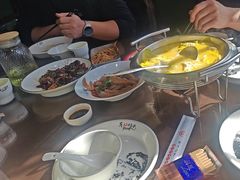 -东口码头·烧鸽子·鱼头泡饼·地方菜(金鹰悦城店)