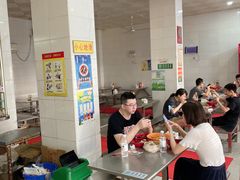 大堂-易记皮肚面(明瓦廊店)
