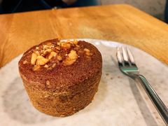 胡萝卜核桃仁蛋糕-Wagas沃歌斯(太古汇店)