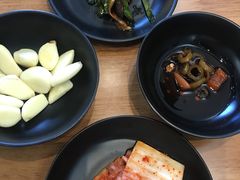 -肉甲韩国木炭烤肉(新壹街1店)