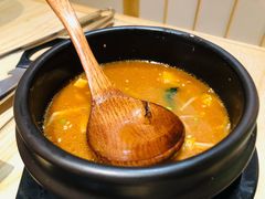 鲜豆腐泡菜汤-松鱼亭·和牛烧肉(协鑫广场店)