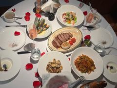 -MONICH牛排融合餐厅(和义大道购物中心店)