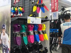 -迪卡侬(鲁泰大道店)