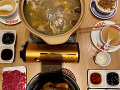 -邹开喜·炭炉鸡煲·海鲜火锅(虹口足球场店)