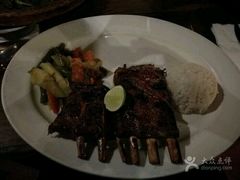 -Pundi Pundi Restaurant