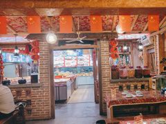 -闯关东东北农家菜(崂山石老人店)