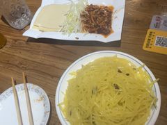 -东来菜馆•手抓海鲜家常菜•海鲜锅贴(鸽子窝店)