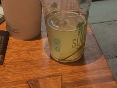 -星巴克臻选(成都宽窄巷子店)