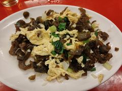 炒雨來菇-梅鑫海产店